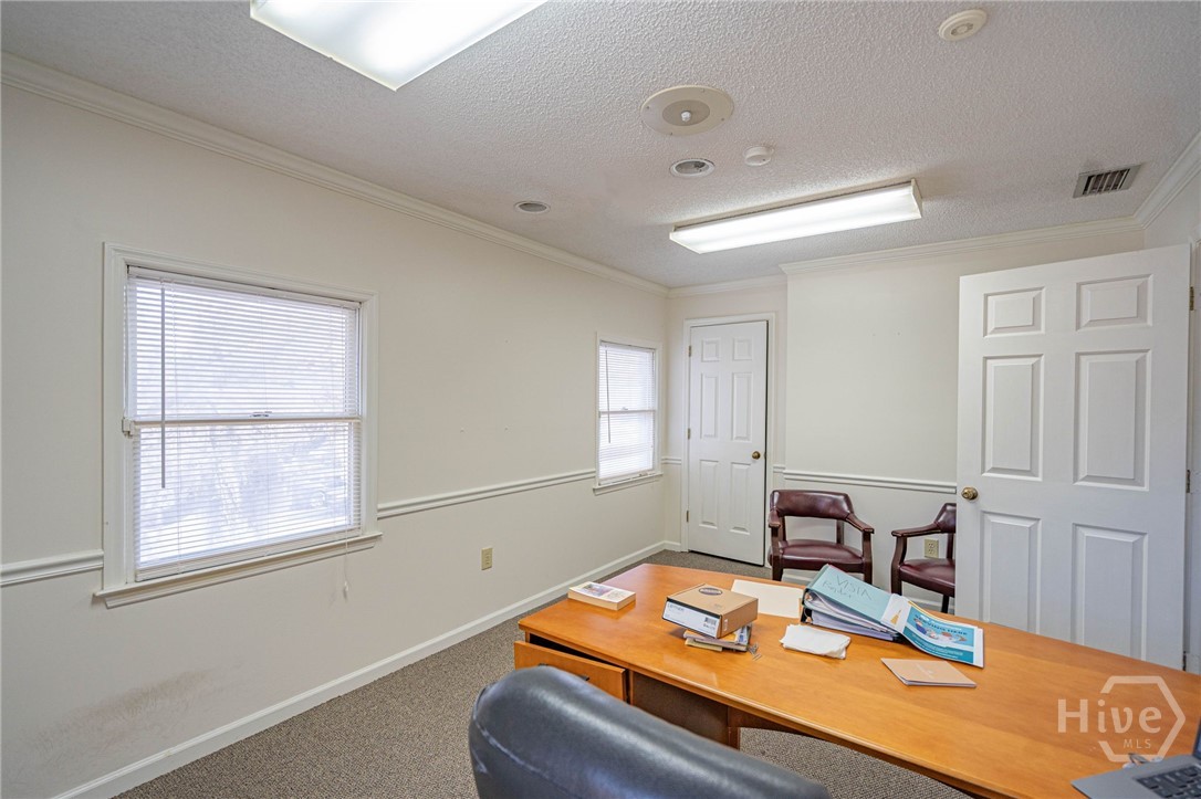 7505 Waters Avenue C14 Property Photo 35