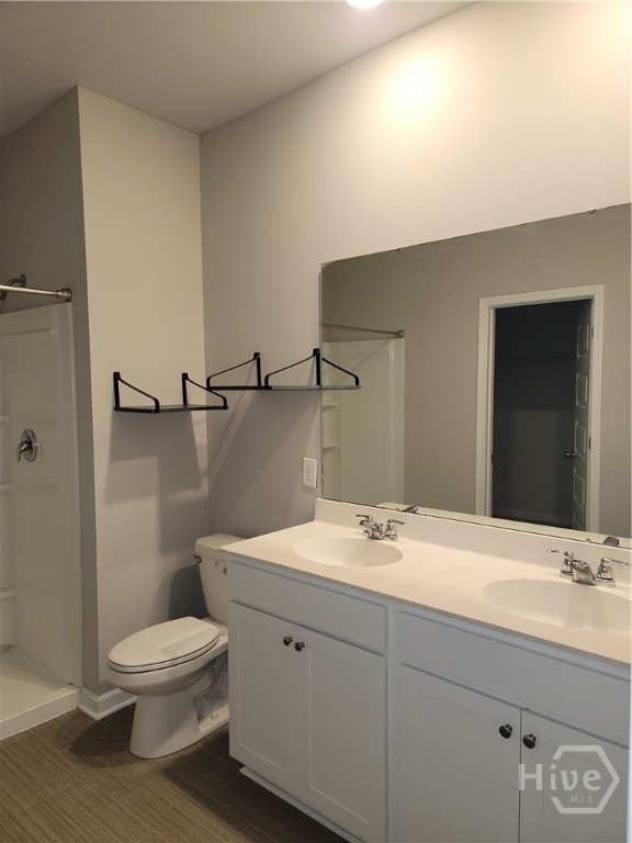 305 Lillian Street Property Photo 11