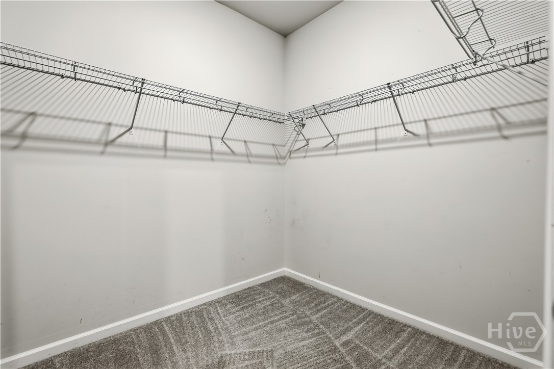 305 Lillian Street Property Photo 17