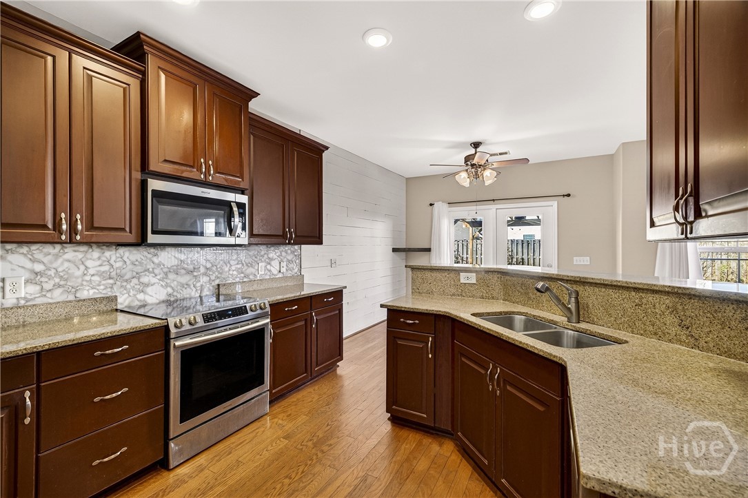 120 Pine View Crossing Property Photo 12