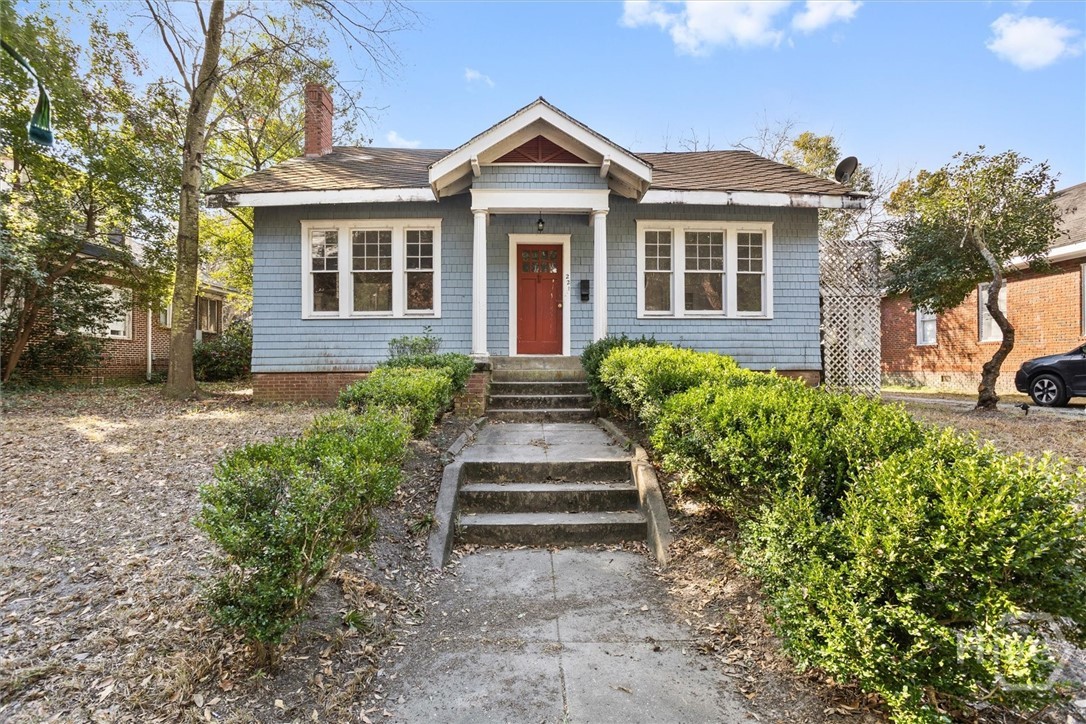 221 E 49th Street
