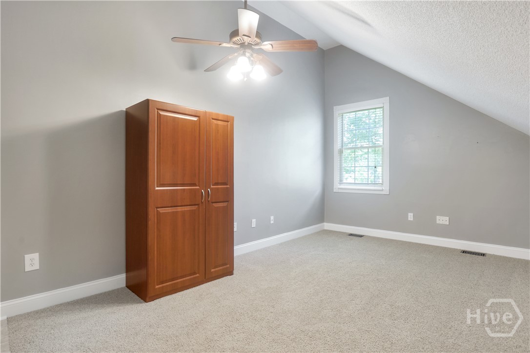 142 Cambridge Drive Property Photo 23