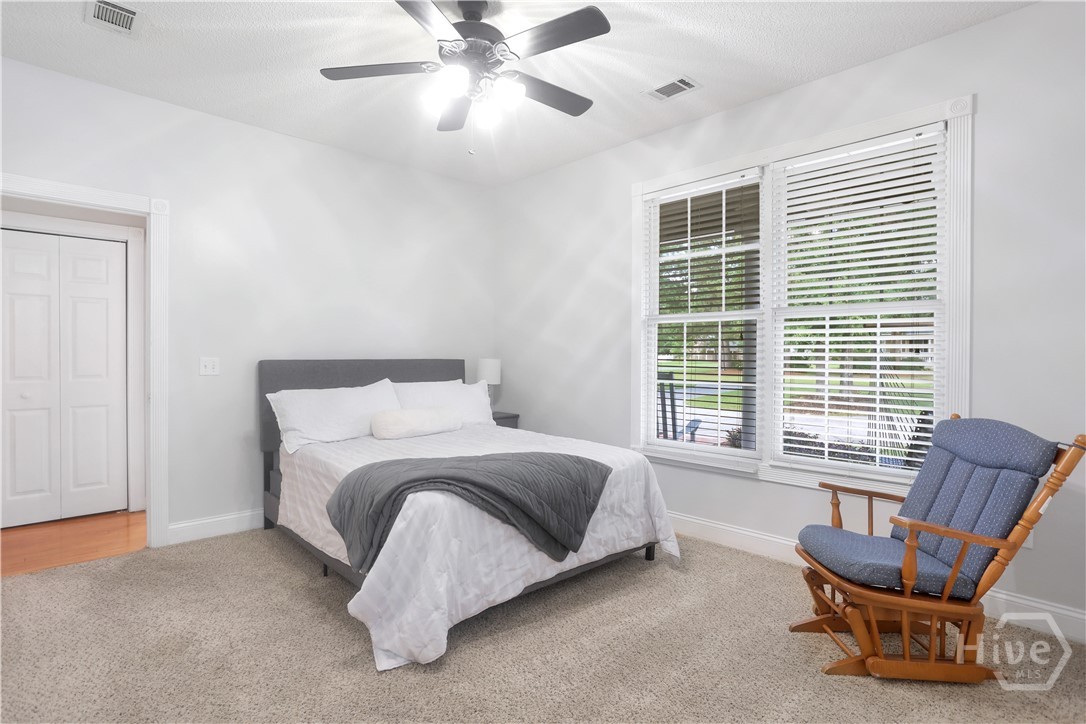 142 Cambridge Drive Property Photo 31