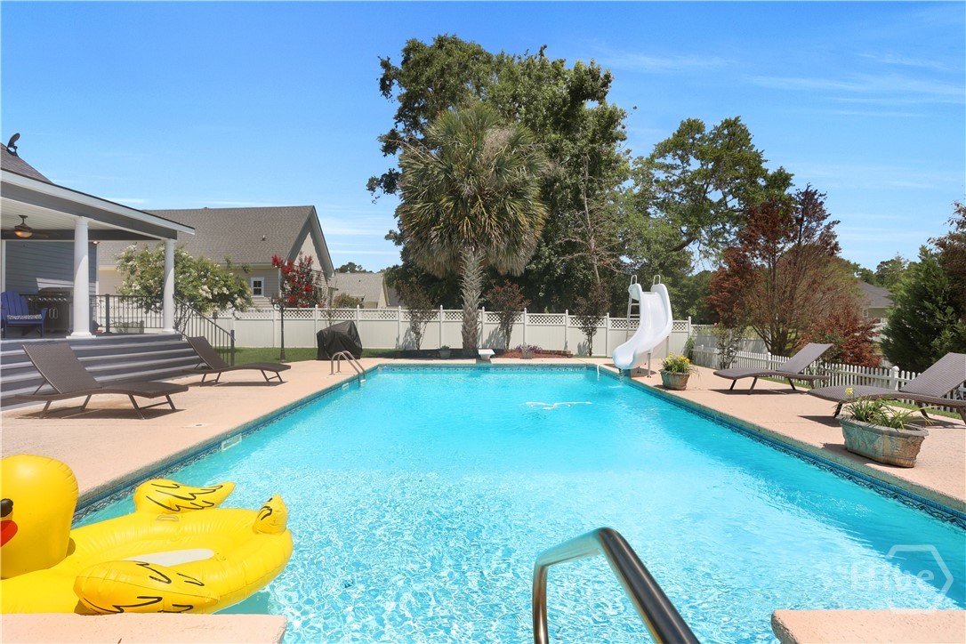 142 Cambridge Drive Property Photo 36