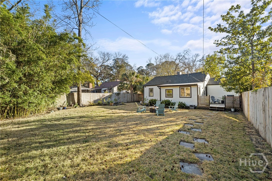 406 E 57th Street Property Photo 19