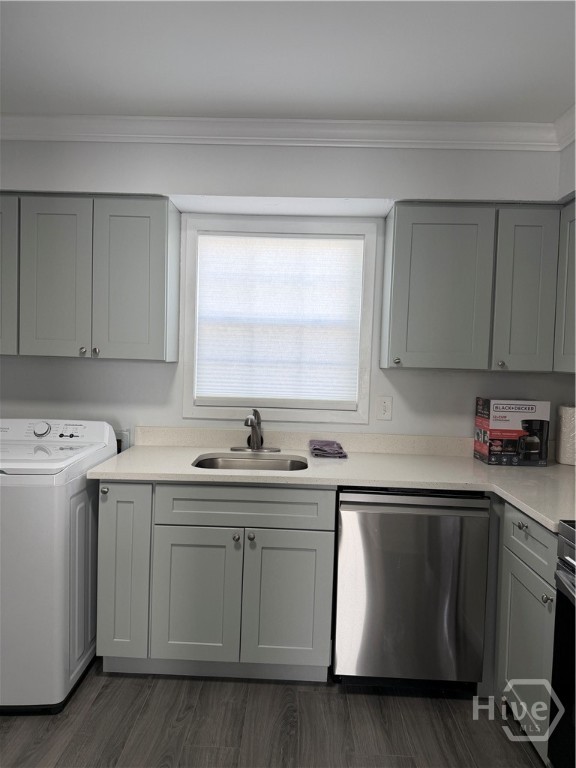 2112 Clars Avenue A Property Photo 6