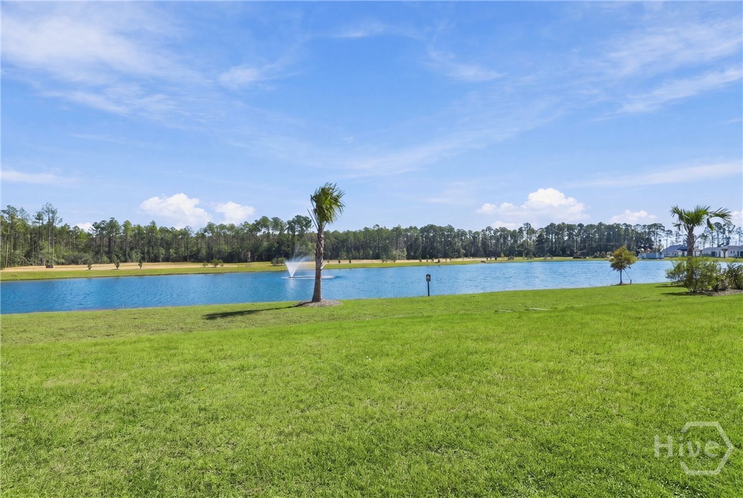 1060 Lakes Boulevard Property Photo 8