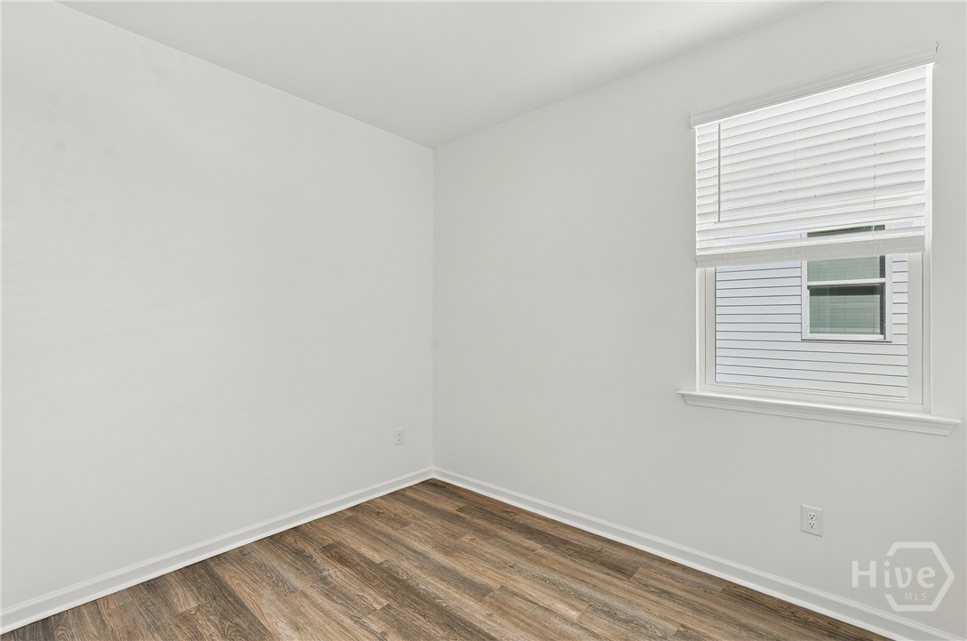 1060 Lakes Boulevard Property Photo 12