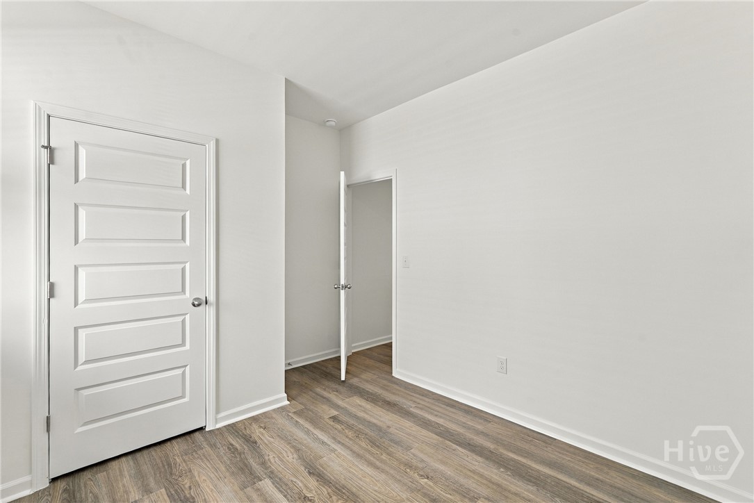 1060 Lakes Boulevard Property Photo 13