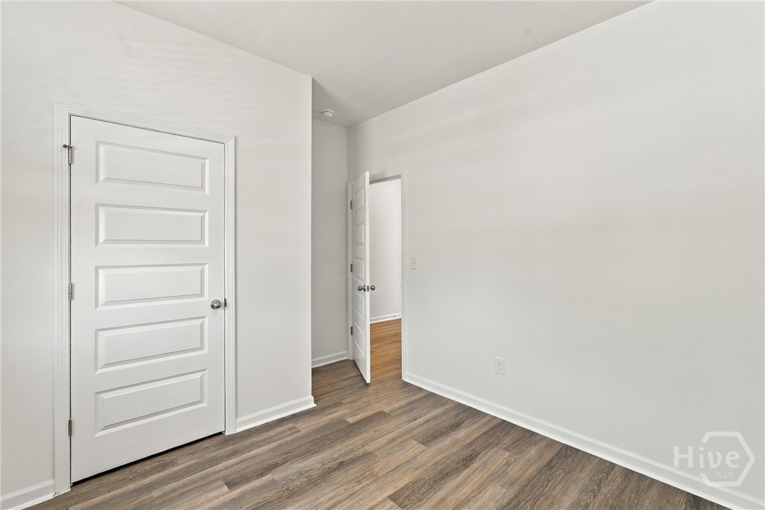 1060 Lakes Boulevard Property Photo 18