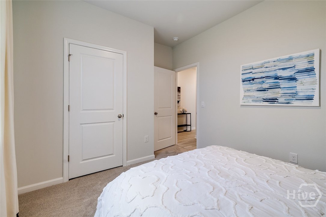 1060 Lakes Boulevard Property Photo 19