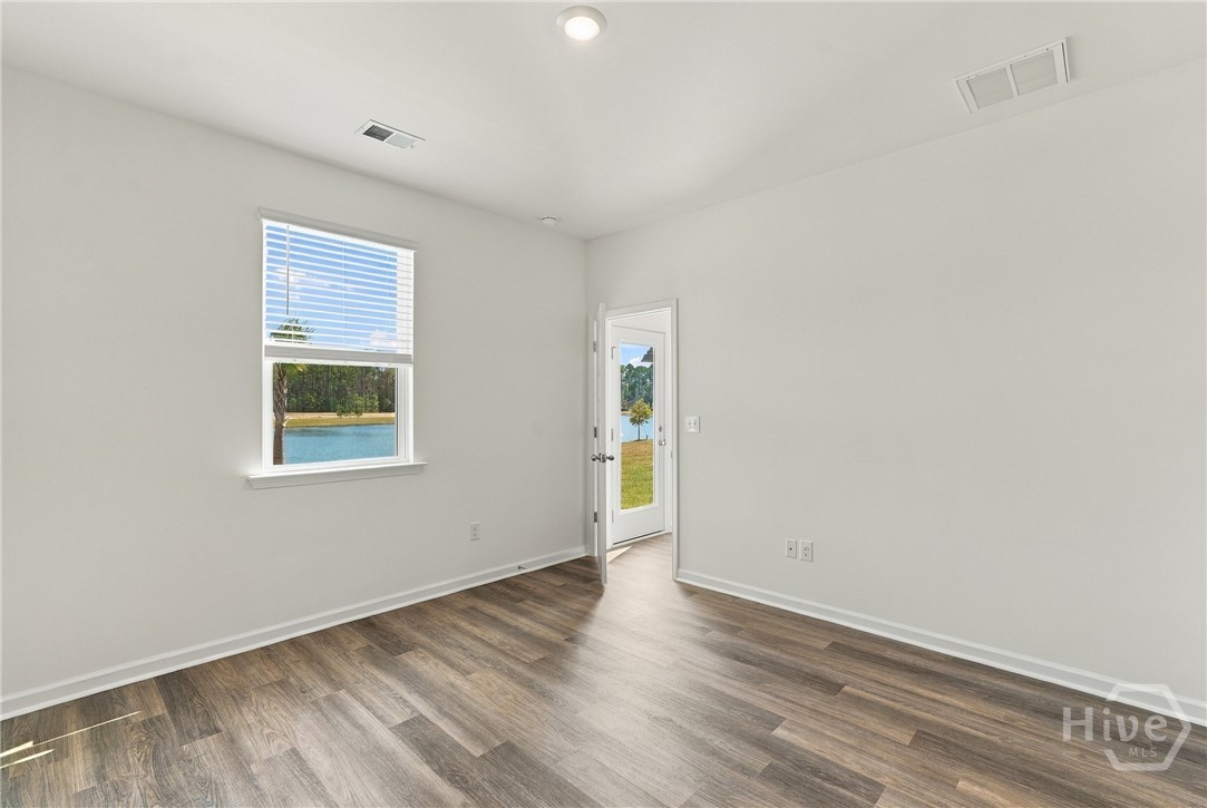 1060 Lakes Boulevard Property Photo 22