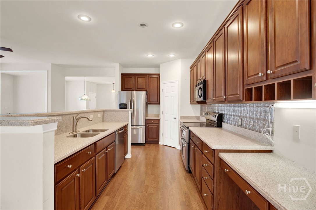 143 Regency Circle Property Photo 8
