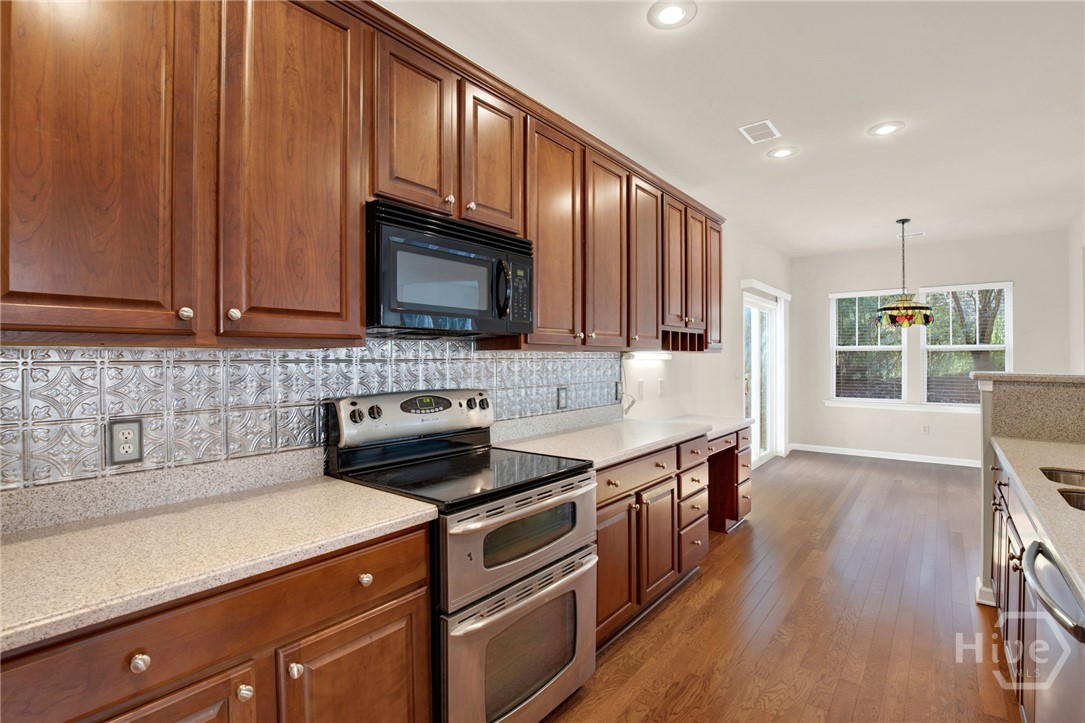 143 Regency Circle Property Photo 11