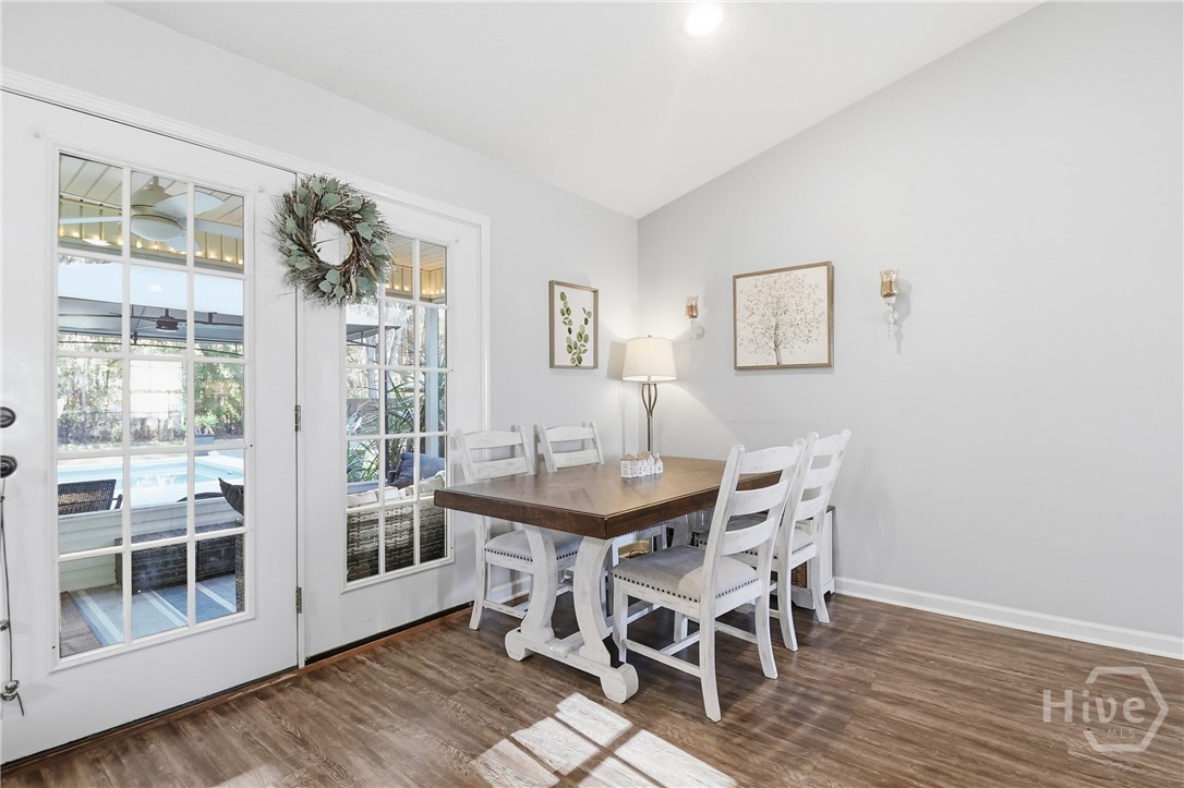 326 Lake Shore Drive Property Photo 8