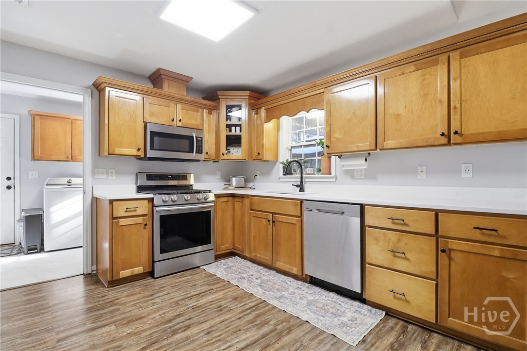326 Lake Shore Drive Property Photo 11