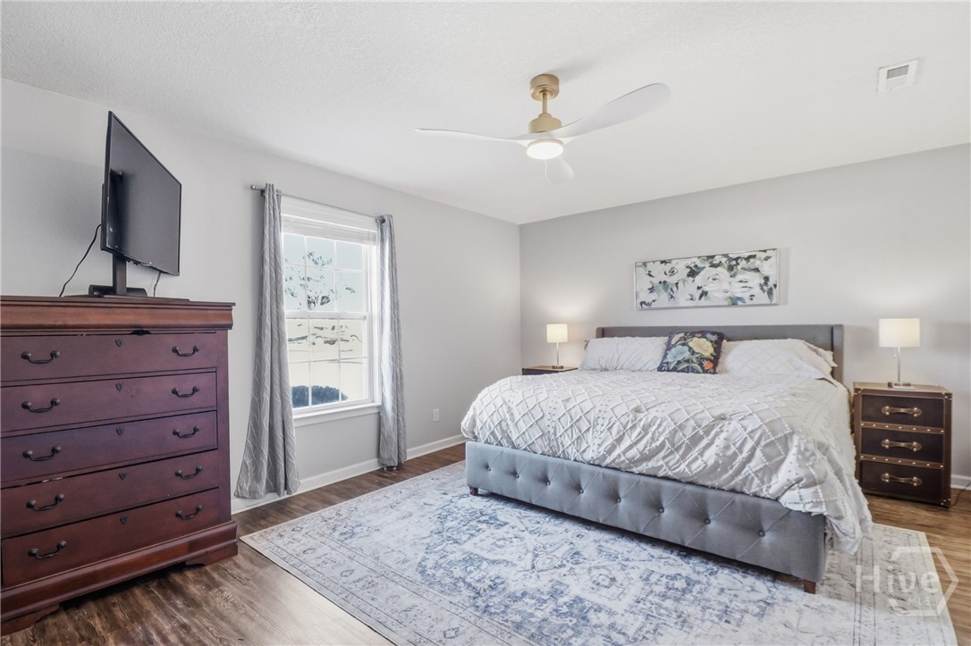 326 Lake Shore Drive Property Photo 13