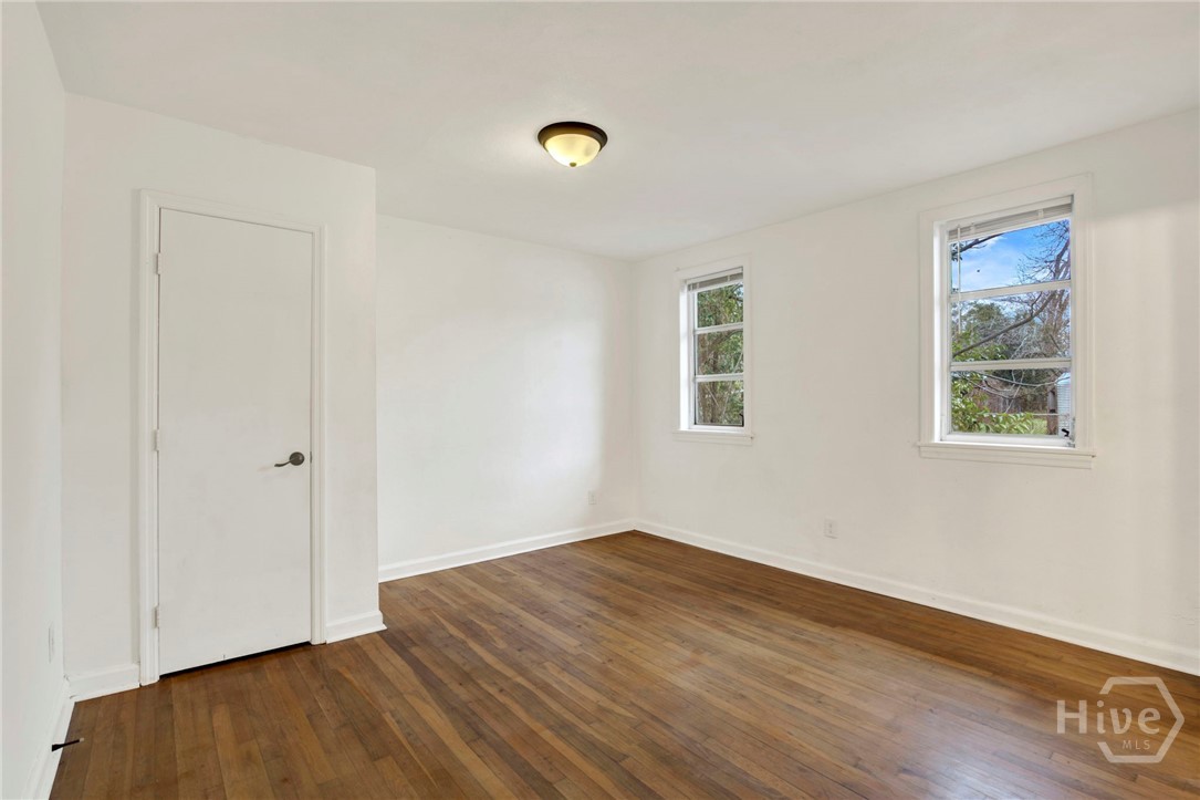 1118 W 49th Street Property Photo 23