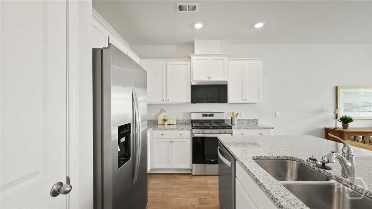 103 Gardens Drive Property Photo 6