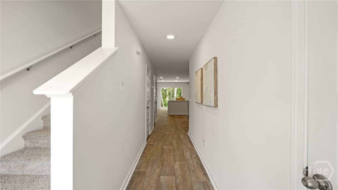 105 Gardens Drive Property Photo 5