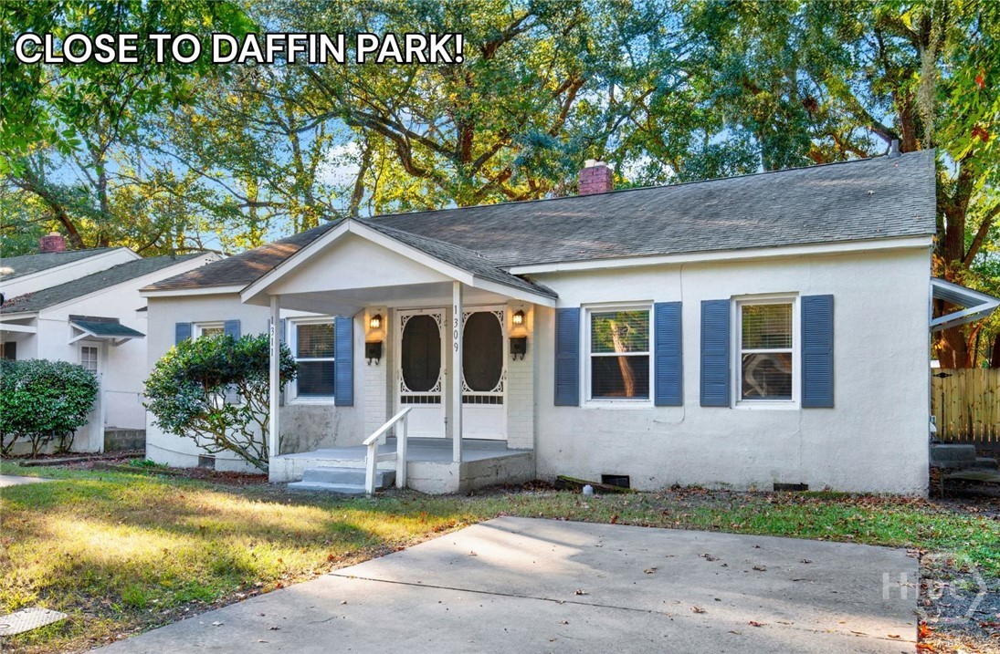 1311 E 55th Street Property Photo 3