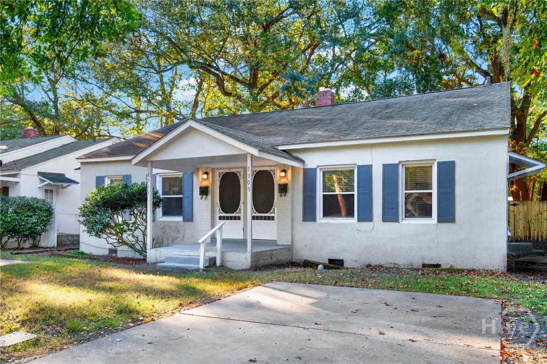 1311 E 55th Street Property Photo 45