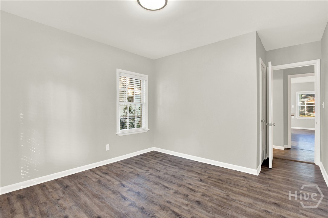 1311 E 55th Street Property Photo 61