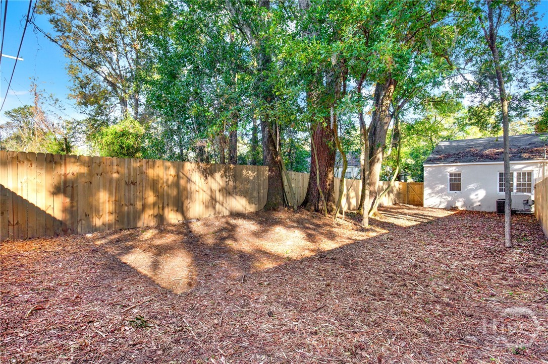 1311 E 55th Street Property Photo 63