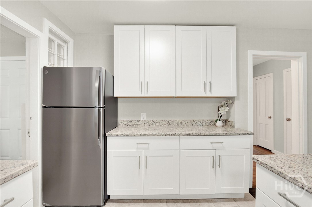 1311 E 55th Street Property Photo 71