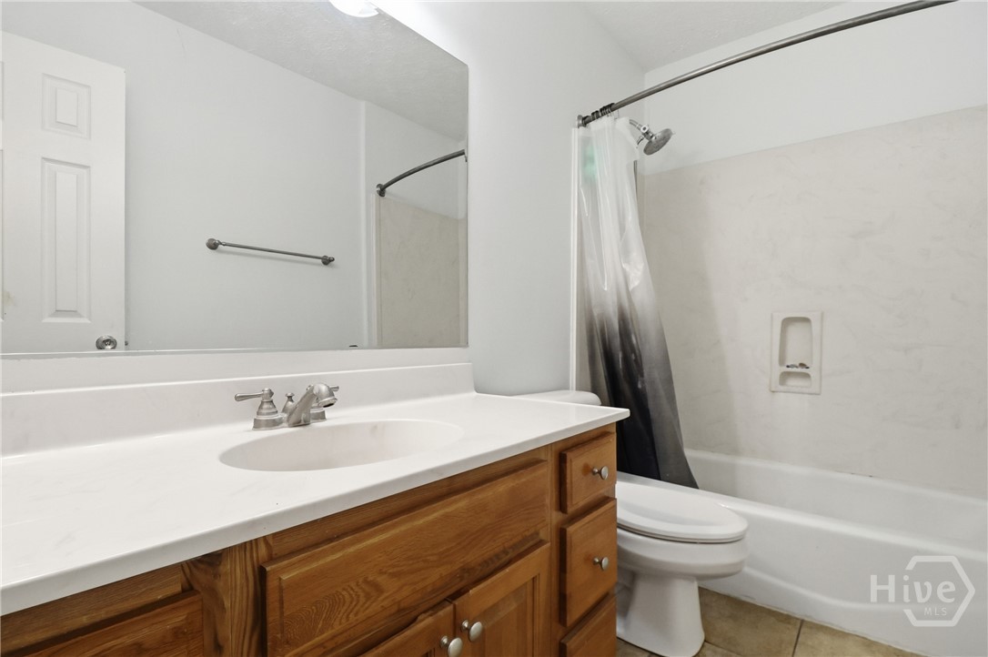 375 Pine Needle Drive Property Photo 7