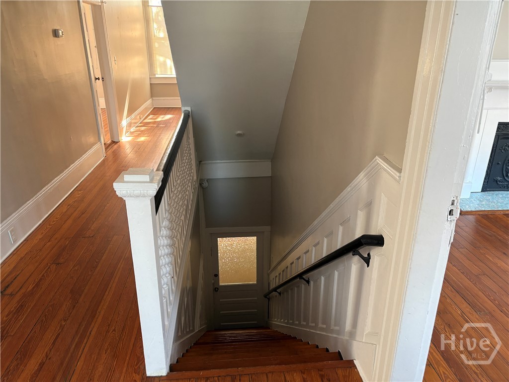836 E Henry Street C Property Photo 5