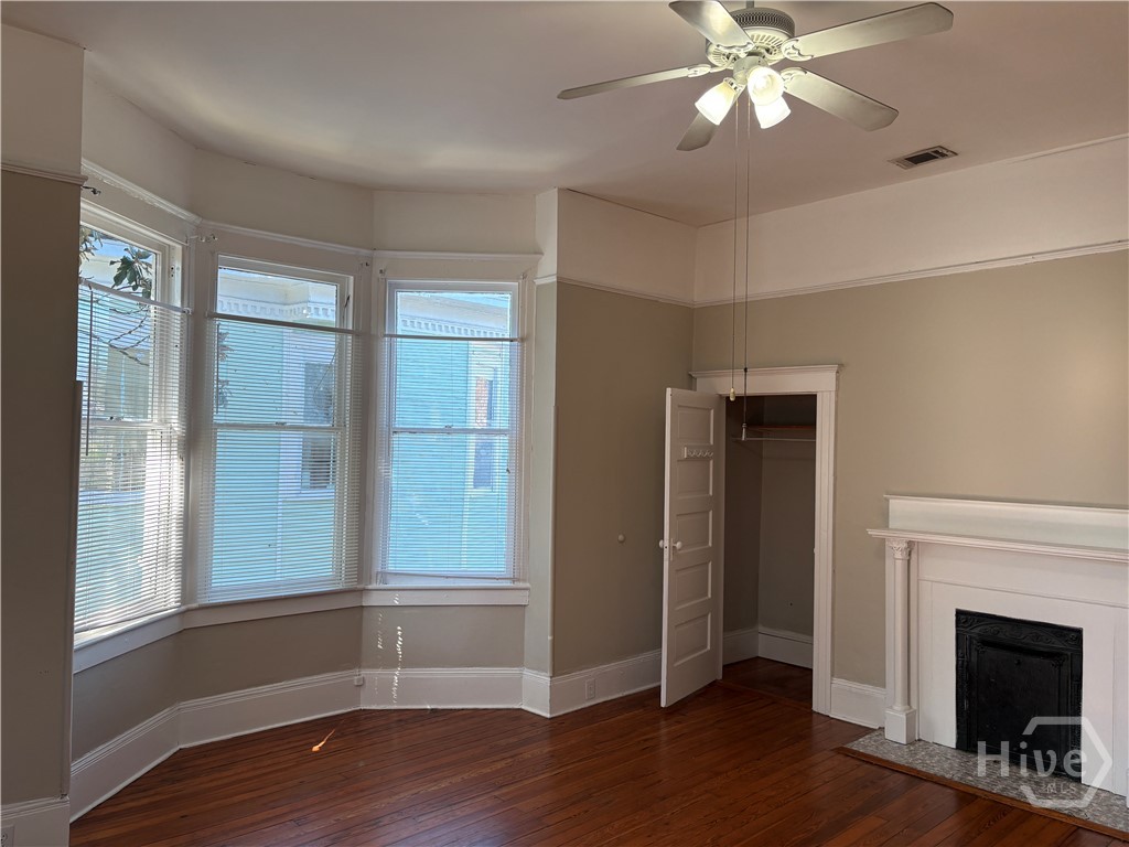 836 E Henry Street C Property Photo 17