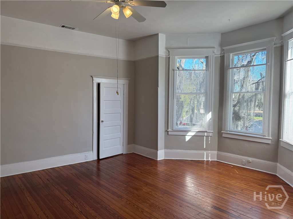 836 E Henry Street C Property Photo 23