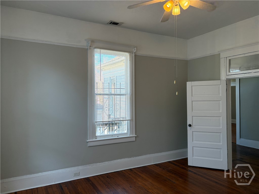 836 E Henry Street C Property Photo 25
