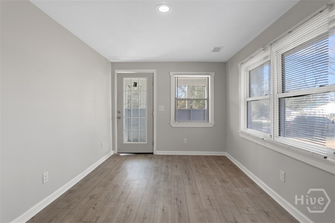 2114 Weldon Street Property Photo 10