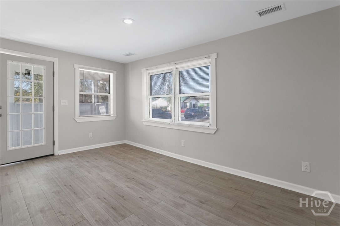 2114 Weldon Street Property Photo 11