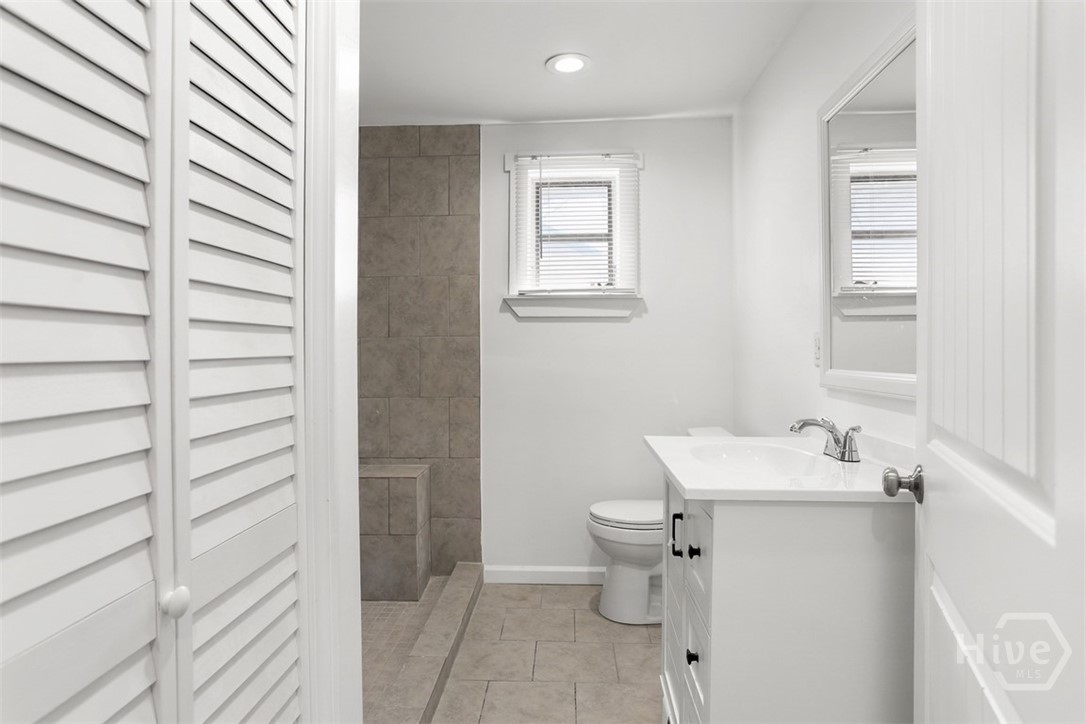 2114 Weldon Street Property Photo 18