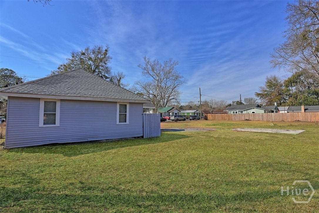 2114 Weldon Street Property Photo 35