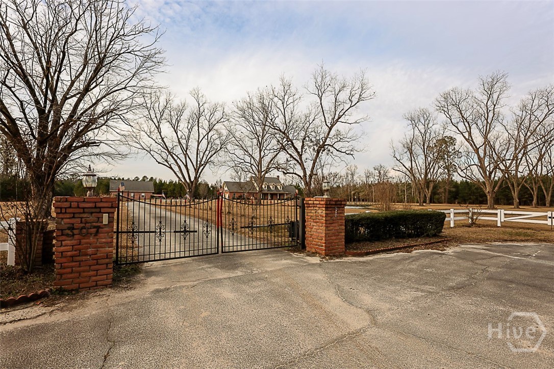 307 Chester Thomas Road Property Photo 2