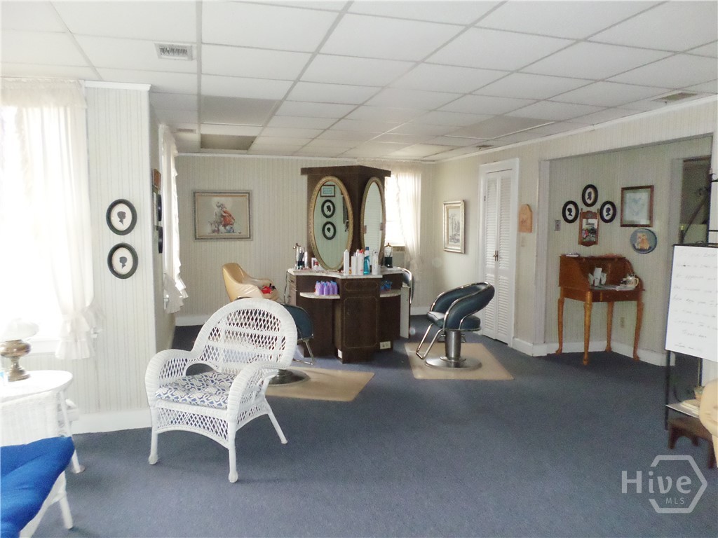 153 Main Street Property Photo 9