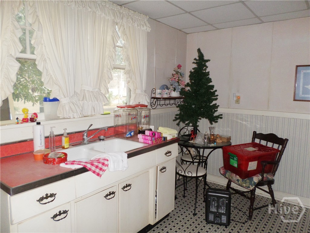 153 Main Street Property Photo 15