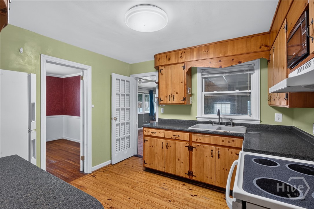 116 E 66th Street Property Photo 10