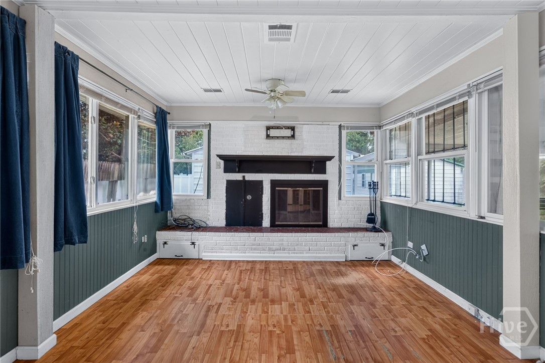 116 E 66th Street Property Photo 11