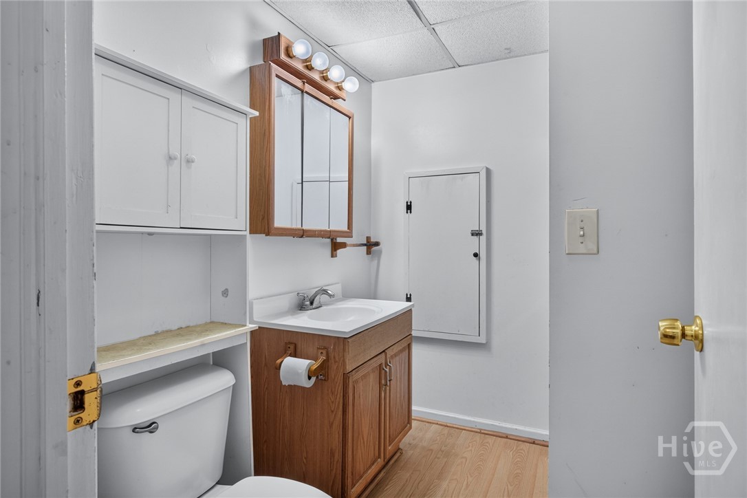 116 E 66th Street Property Photo 22