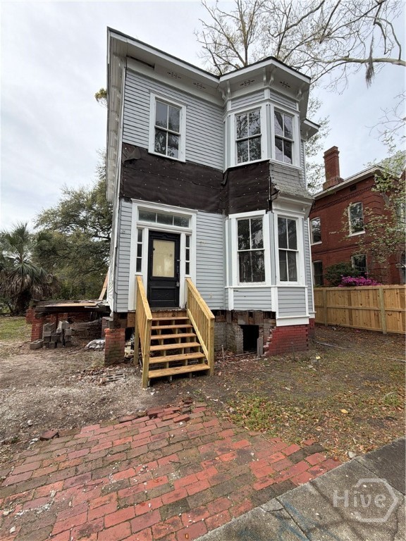 217 E 38th Street Property Photo 2
