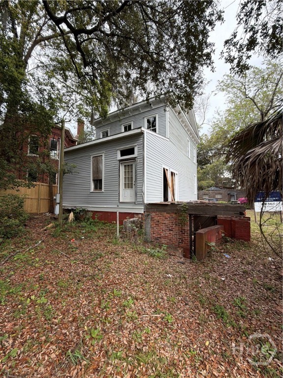 217 E 38th Street Property Photo 4