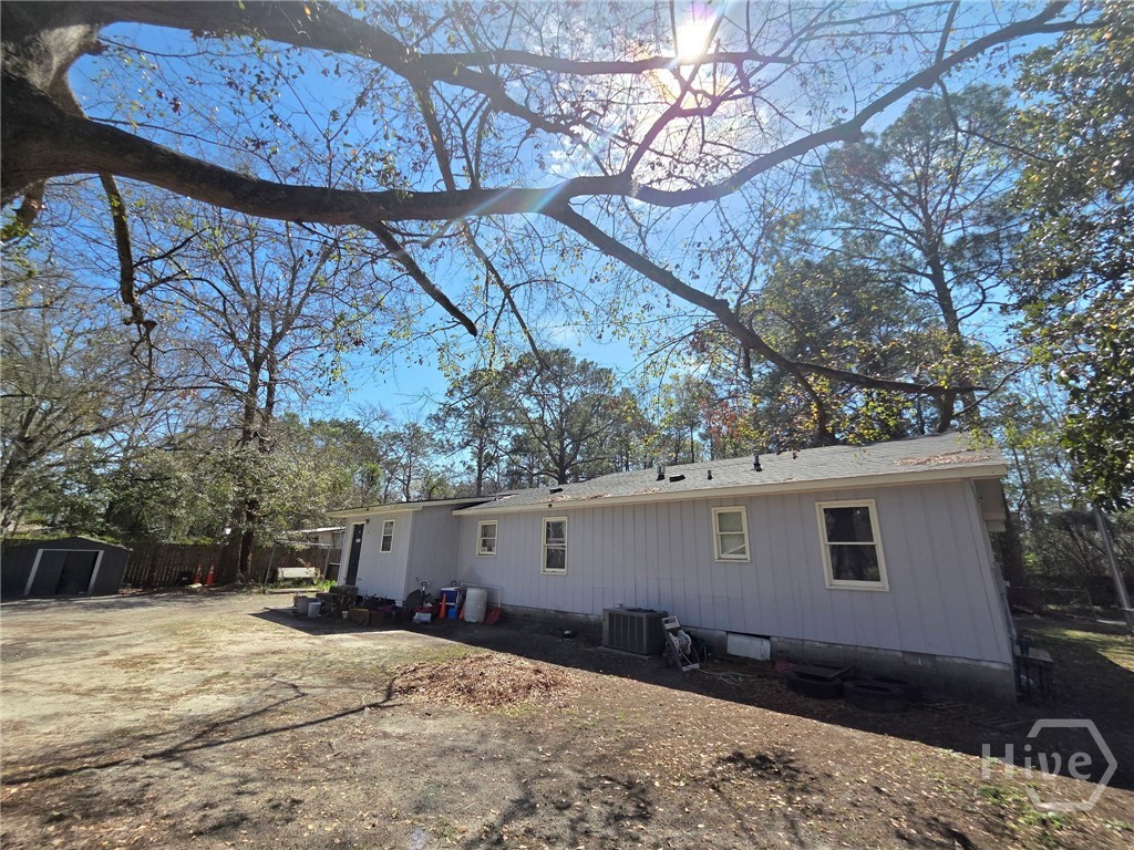 758 Hearn Road Property Photo 4