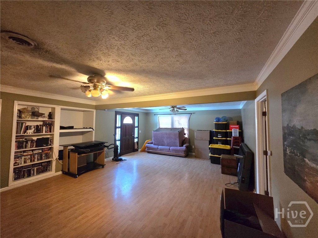 758 Hearn Road Property Photo 12