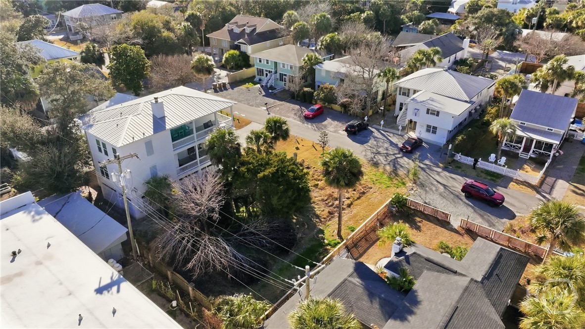 1410 2nd Avenue Property Photo 9
