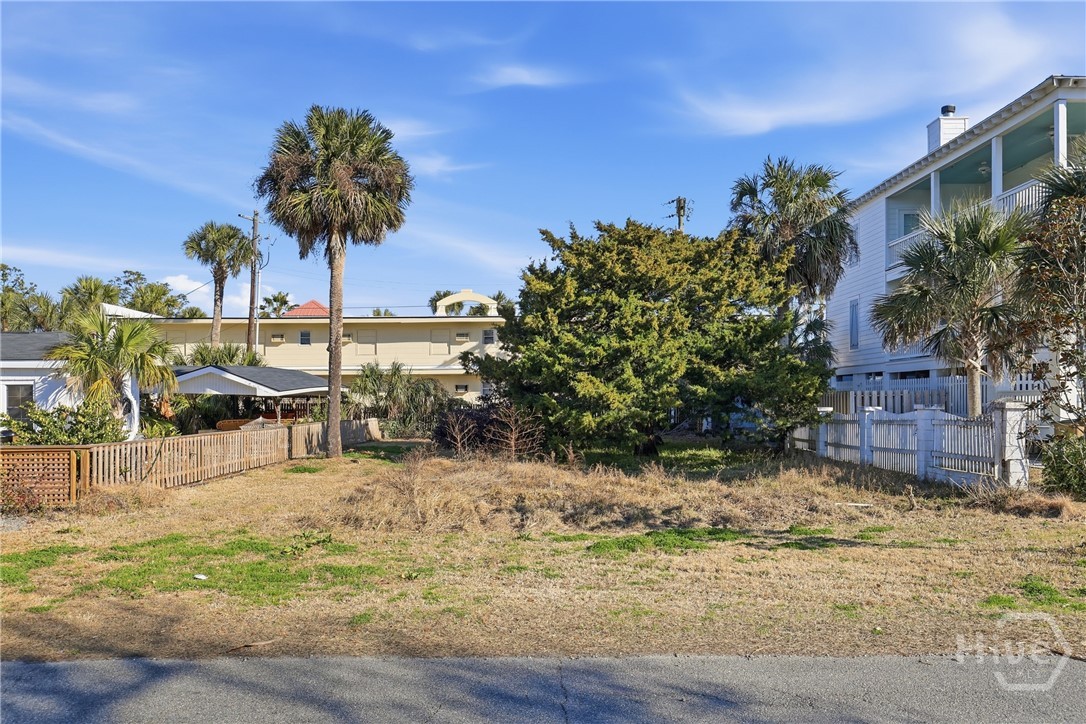 1410 2nd Avenue Property Photo 12